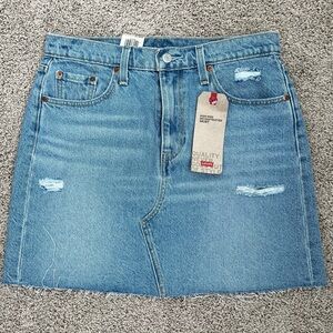 Levi’s High Rise Deconstructed Skirt